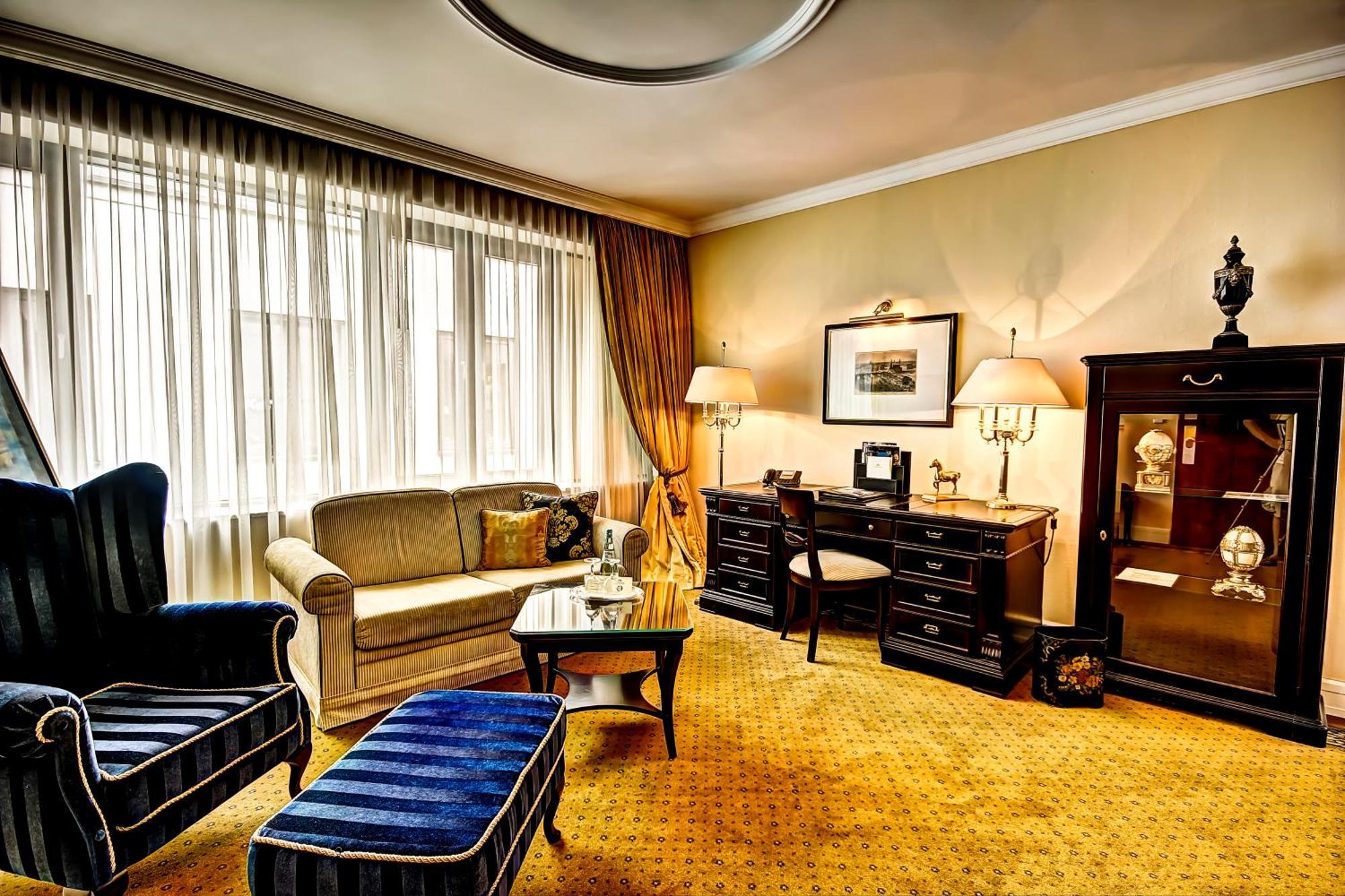 Hotel Suitess Dresda Esterno foto